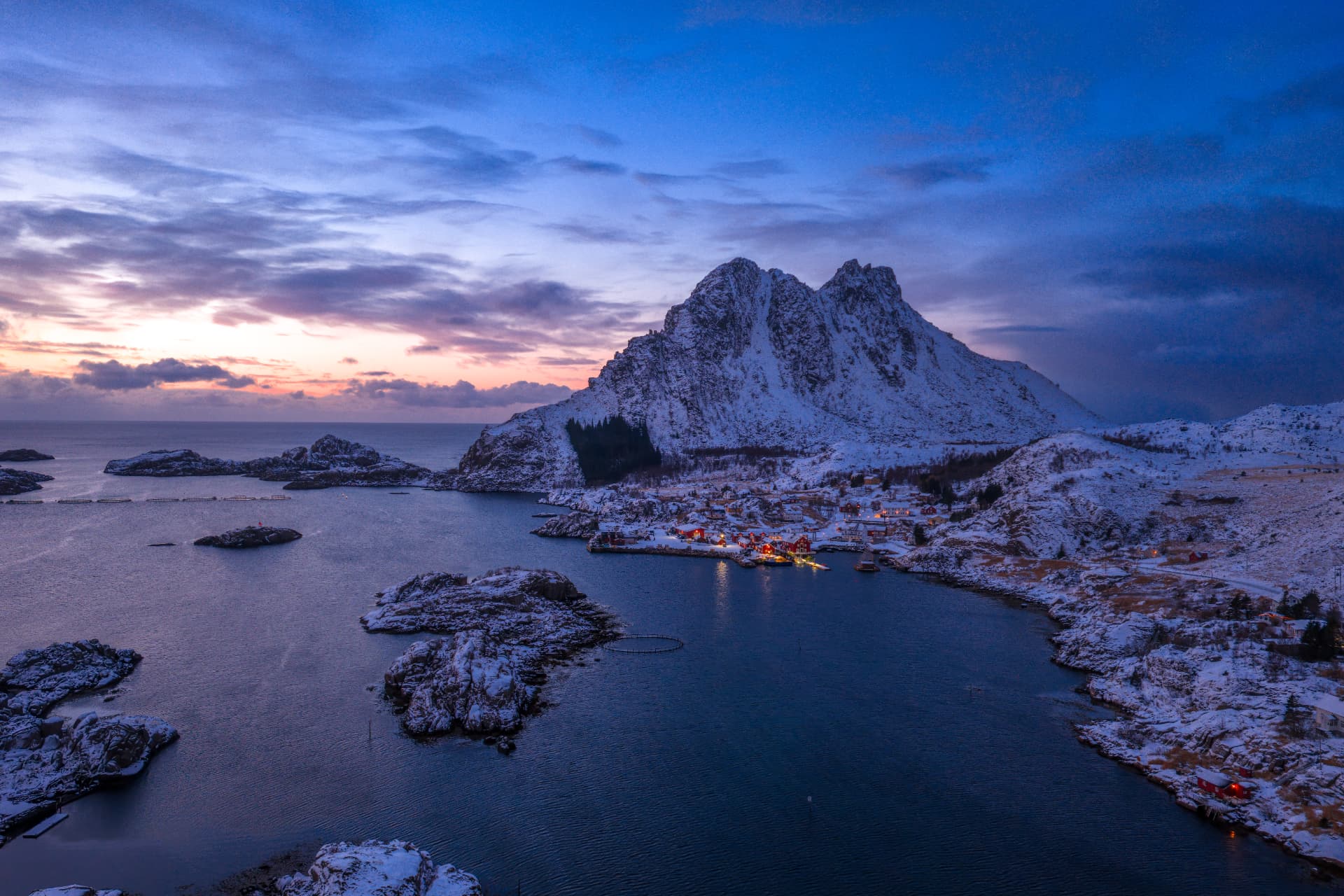 Winter morning light over Ure, Lofoten